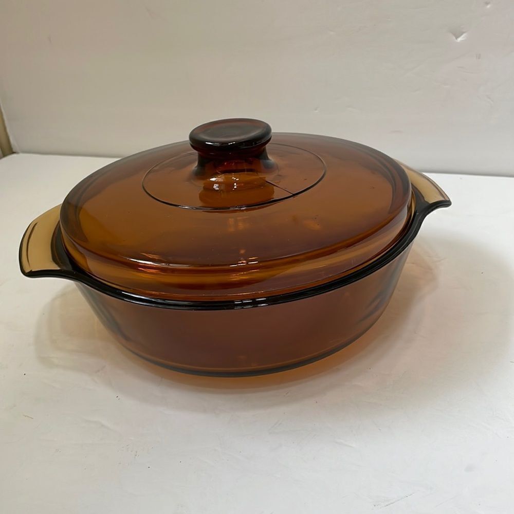 ANCHOR HOCKING BROWN GLASS COVERED‎ BAKING DISH